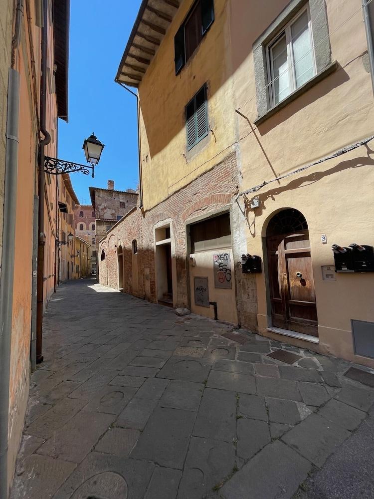 Hotel Caffe Verdi - 24 Hours Reception Pisa Bagian luar foto